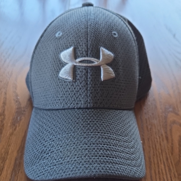 Under Armour Other - Under Armour Dark Gray Mesh Cap
